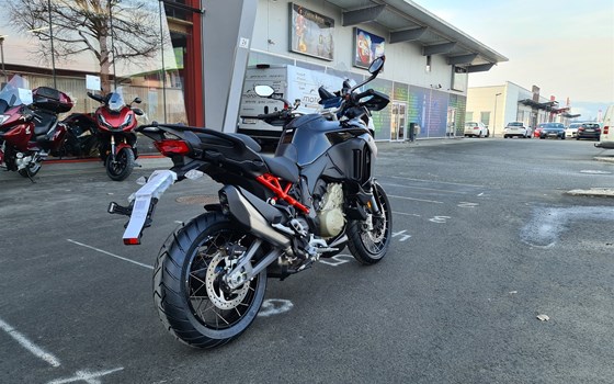 Neufahrzeug Ducati Multistrada V4 S - Bild 3 Neufahrzeug Ducati Multistrada V4 S - Bild 3