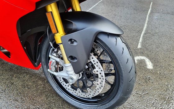 Neufahrzeug Ducati Panigale V2 S - Bild 5 Neufahrzeug Ducati Panigale V2 S - Bild 5