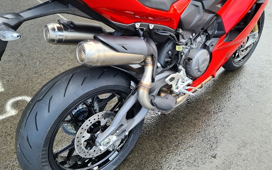 Neufahrzeug Ducati Panigale V2 S - Bild 6 Neufahrzeug Ducati Panigale V2 S - Bild 6