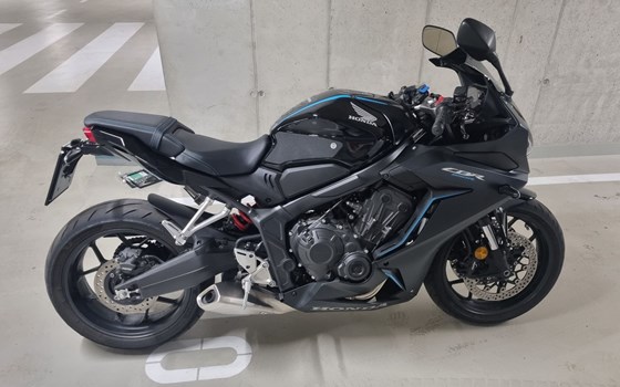 Gebrauchtmotorrad Honda CBR650R - Bild 3 Gebrauchtmotorrad Honda CBR650R - Bild 3