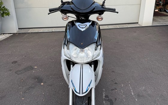 Gebrauchtmotorrad Keeway Swan 50 - Bild 5 Gebrauchtmotorrad Keeway Swan 50 - Bild 5