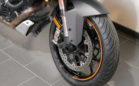 Gebrauchtmotorrad KTM 1290 Super Duke GT - Bild 11