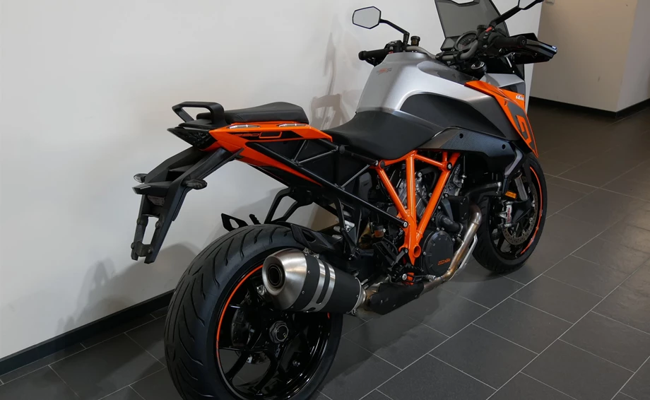 Angebot KTM 1290 Super Duke GT Bild 6: Angebot KTM 1290 Super Duke GT