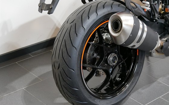 Gebrauchtmotorrad KTM 1290 Super Duke GT - Bild 10