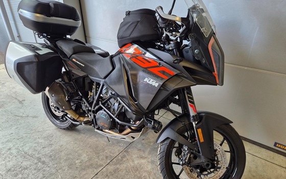 Gebrauchtmotorrad KTM 1290 Super Adventure S - Bild 9 Gebrauchtmotorrad KTM 1290 Super Adventure S - Bild 9