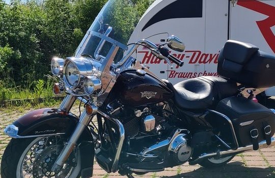 Gebrauchtmotorrad Harley-Davidson Road King Custom FLHRS - Bild 8