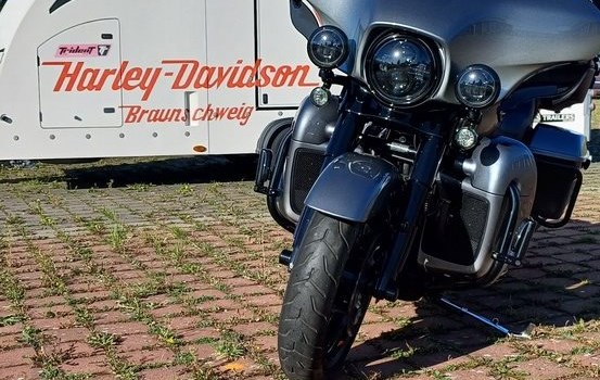 Gebrauchtmotorrad Harley-Davidson CVO Ultra Limited FLHTKSE - Bild 8