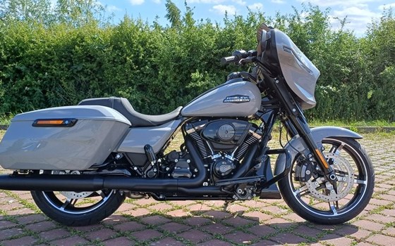 Neufahrzeug Harley-Davidson Street Glide FLHX - Bild 1