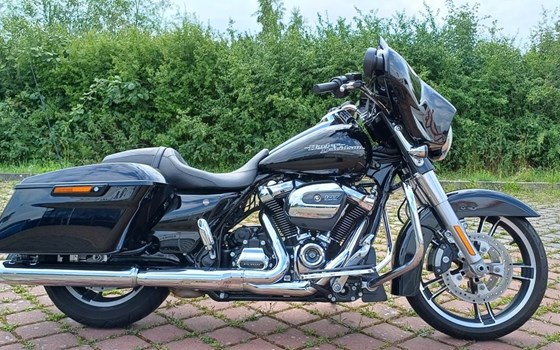Gebrauchtmotorrad Harley-Davidson Dyna Street Bob Special - Bild 1
