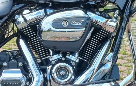 Gebrauchtmotorrad Harley-Davidson Dyna Street Bob Special - Bild 2