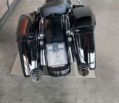 Gebrauchtmotorrad Harley-Davidson Dyna Street Bob Special - Bild 5