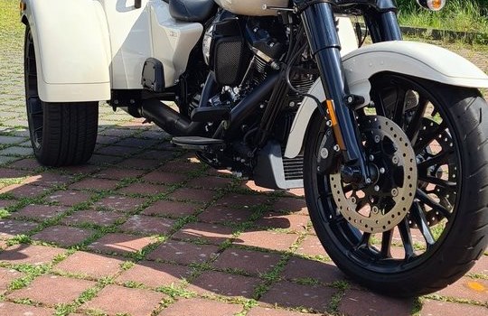 Gebrauchtmotorrad Harley-Davidson Freewheeler - Bild 4