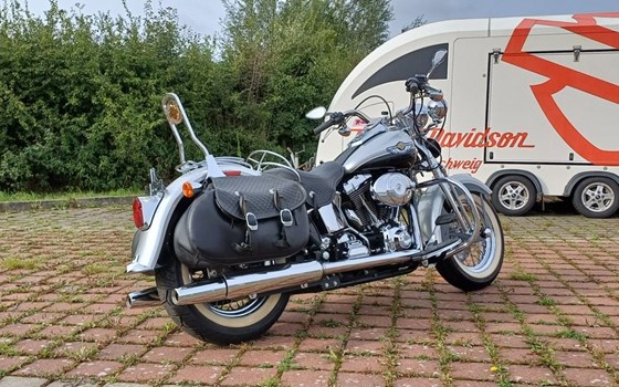 Gebrauchtmotorrad Harley-Davidson Softail Heritage Springer FLSTS - Bild 4