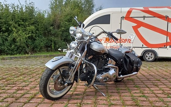 Gebrauchtmotorrad Harley-Davidson Softail Heritage Springer FLSTS - Bild 8