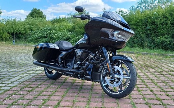Neufahrzeug Harley-Davidson Road Glide FLTRX - Bild 3