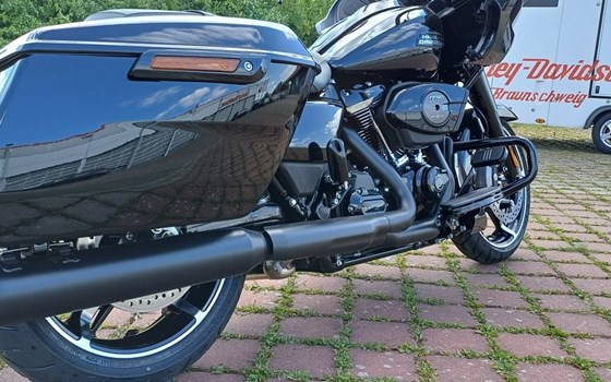 Neufahrzeug Harley-Davidson Road Glide FLTRX - Bild 4