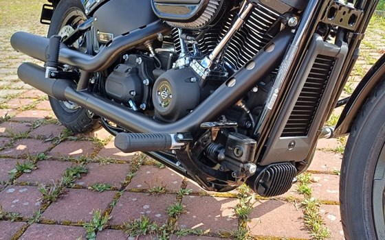 Neufahrzeug Harley-Davidson Softail Street Bob 114 FXBBS - Bild 3