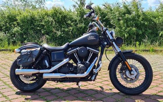 Gebrauchtmotorrad Harley-Davidson Dyna Street Bob FXDB - Bild 1