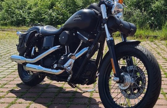 Gebrauchtmotorrad Harley-Davidson Dyna Street Bob FXDB - Bild 3