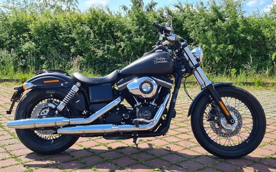 Gebrauchtmotorrad Harley-Davidson Dyna Street Bob FXDB - Bild 1