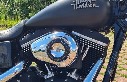 Gebrauchtmotorrad Harley-Davidson Dyna Street Bob FXDB - Bild 2