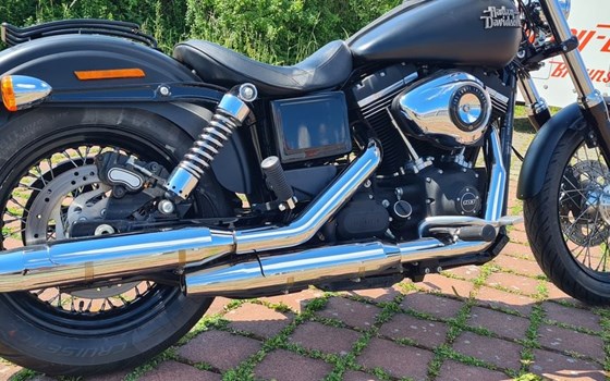 Gebrauchtmotorrad Harley-Davidson Dyna Street Bob FXDB - Bild 4