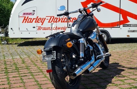 Gebrauchtmotorrad Harley-Davidson Dyna Street Bob FXDB - Bild 6