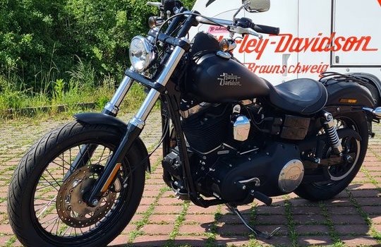 Gebrauchtmotorrad Harley-Davidson Dyna Street Bob FXDB - Bild 8