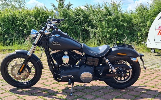 Gebrauchtmotorrad Harley-Davidson Dyna Street Bob FXDB - Bild 9