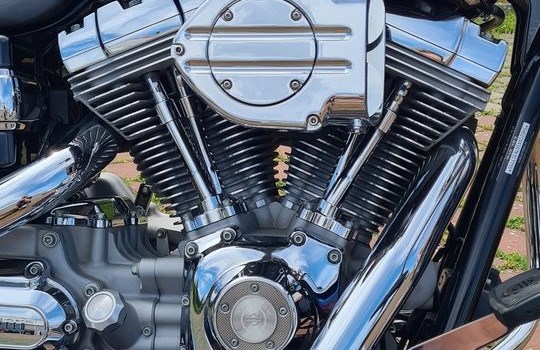 Gebrauchtmotorrad Harley-Davidson Dyna Super Glide Custom FXDC - Bild 2