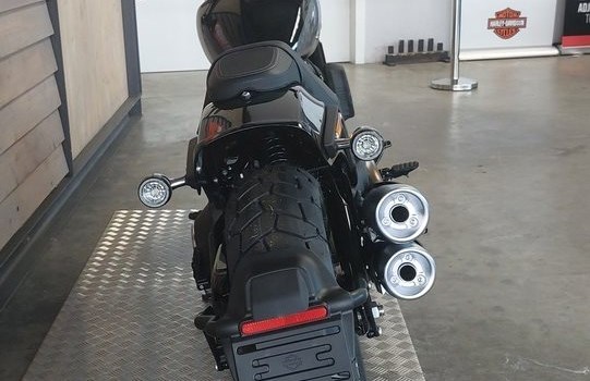 Neufahrzeug Harley-Davidson Softail Fat Bob 114 FXFBS - Bild 6