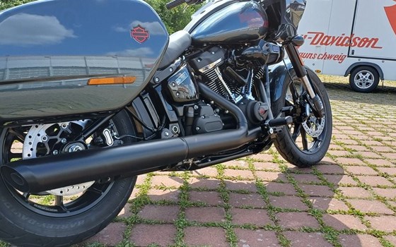 Neufahrzeug Harley-Davidson Softail Low Rider ST - Bild 4