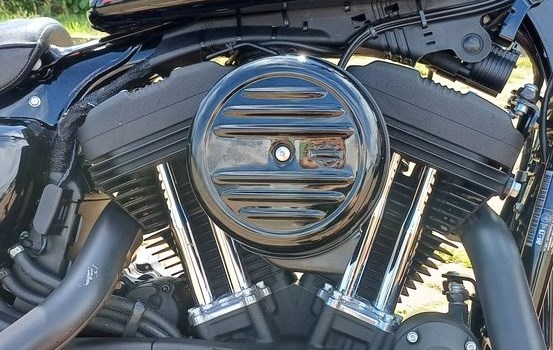 Gebrauchtmotorrad Harley-Davidson Sportster XL 1200NS Iron - Bild 2