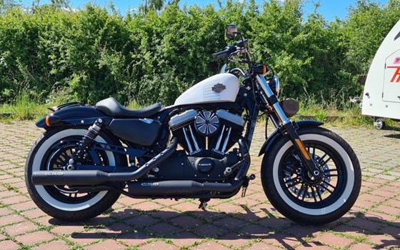 Gebrauchtmotorrad Harley-Davidson Sportster XL 1200X Forty-Eight - Bild 1