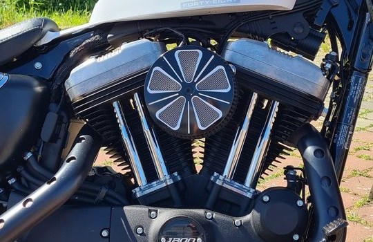 Gebrauchtmotorrad Harley-Davidson Sportster XL 1200X Forty-Eight - Bild 2