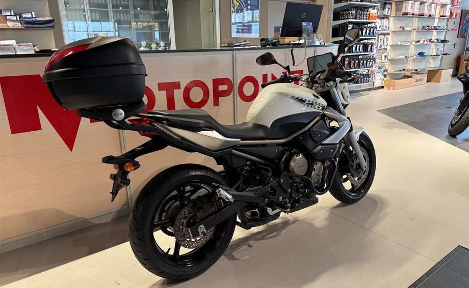 Angebot Yamaha XJ6 Bild 4: Angebot Yamaha XJ6