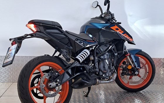 Gebrauchtmotorrad KTM 125 Duke - Bild 3