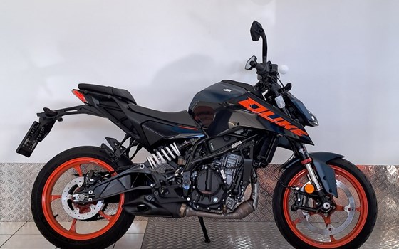 Gebrauchtmotorrad KTM 125 Duke - Bild 7