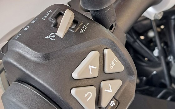 Gebrauchtmotorrad Husqvarna Norden 901 Expedition - Bild 15