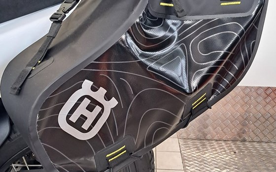 Gebrauchtmotorrad Husqvarna Norden 901 Expedition - Bild 17