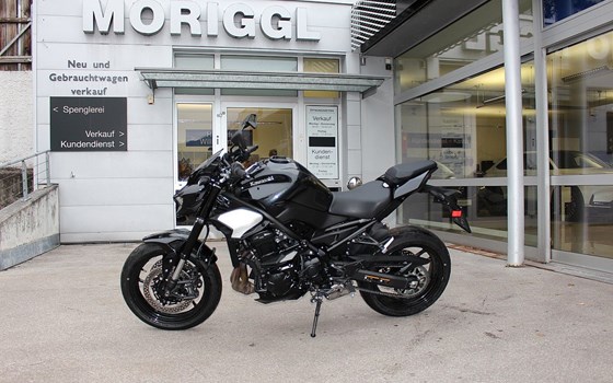 Gebrauchtmotorrad Kawasaki Z900 - Bild 1