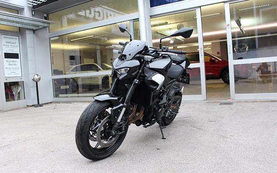 Gebrauchtmotorrad Kawasaki Z900 - Bild 2 Gebrauchtmotorrad Kawasaki Z900 - Bild 2