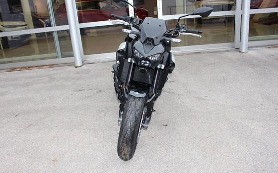 Gebrauchtmotorrad Kawasaki Z900 - Bild 3 Gebrauchtmotorrad Kawasaki Z900 - Bild 3