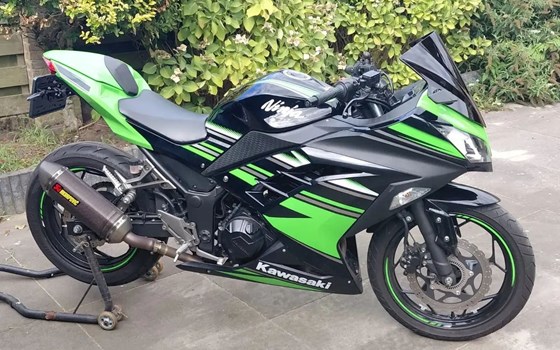 Gebrauchtmotorrad Kawasaki Ninja 300 - Bild 4