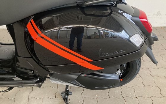 Neufahrzeug Vespa GTV Sei Giorni 300hpe - Bild 9 Neufahrzeug Vespa GTV Sei Giorni 300hpe - Bild 9