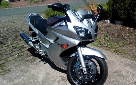 Gebrauchtmotorrad Yamaha FJR 1300 - Bild 1
