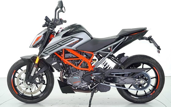 Motorrad Occasion KTM 125 Duke - Bild 5