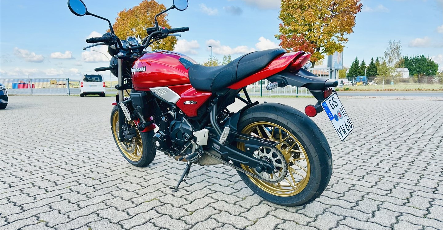 Zum Vergrößern bitte anklicken! Angebot Kawasaki Z650 RS