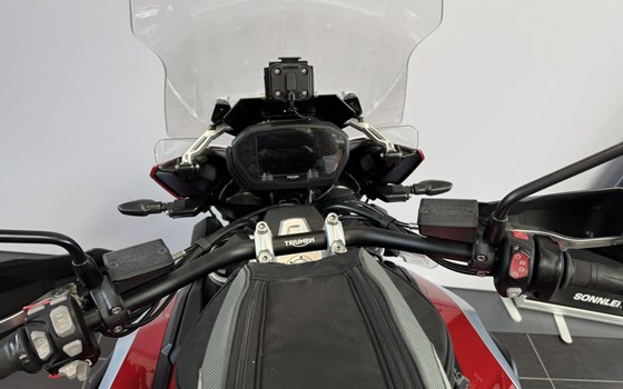 Gebrauchtmotorrad Triumph Tiger 1200 XRT - Bild 8 Gebrauchtmotorrad Triumph Tiger 1200 XRT - Bild 8