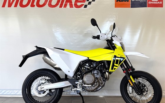 Neufahrzeug Husqvarna 701 Supermoto - Bild 1 Neufahrzeug Husqvarna 701 Supermoto - Bild 1